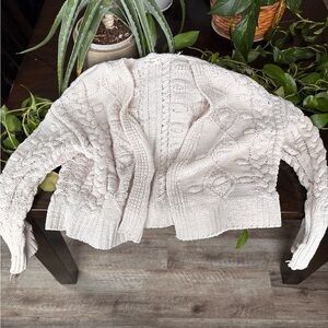 Moon & Madison Cream Cable Knit Cardigan